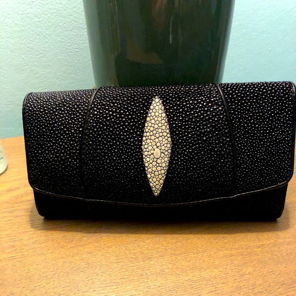 Black stingray wallet